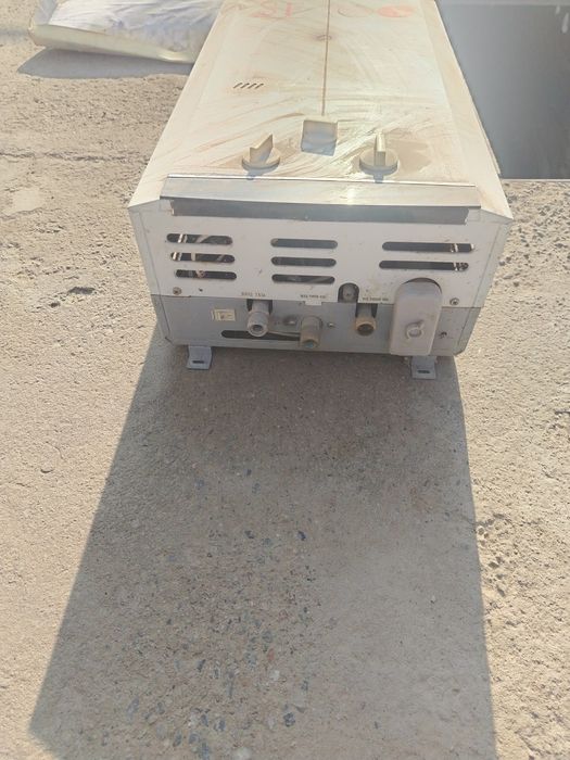 Газовый водонагреватель SF