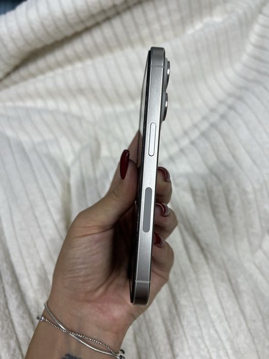 IPhone 15 pro 128 GB