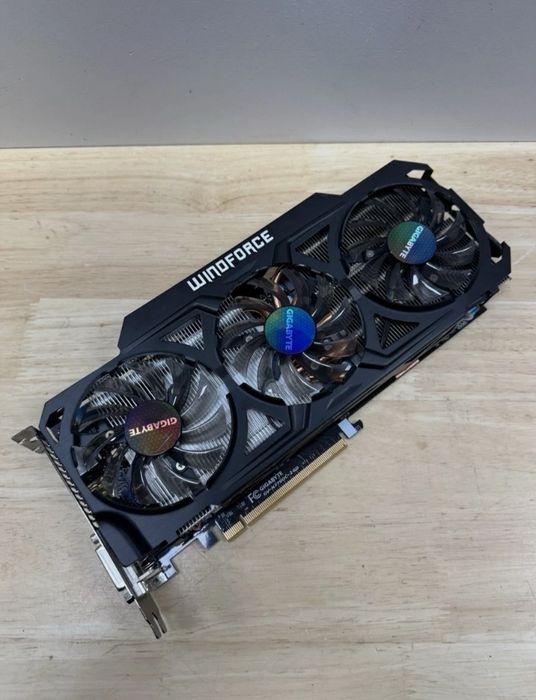 Видеокарты gtx 680 2gb  gtx 770 2gb