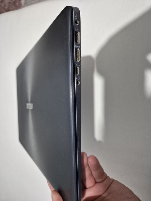 Vand Laptop Asus!