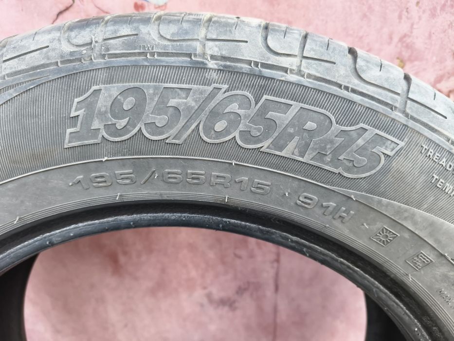 Продам покрышки на 195/65/15