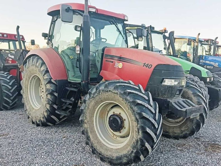 Трактор колесный Case IH Maxxum 140