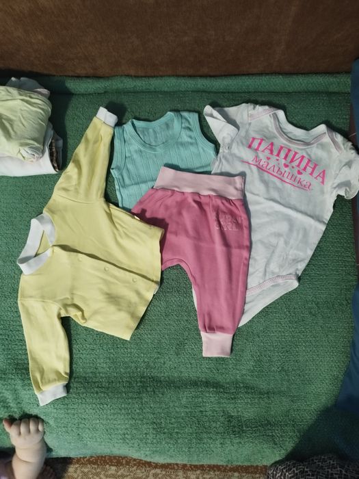 Отдам детские вещи на девочку