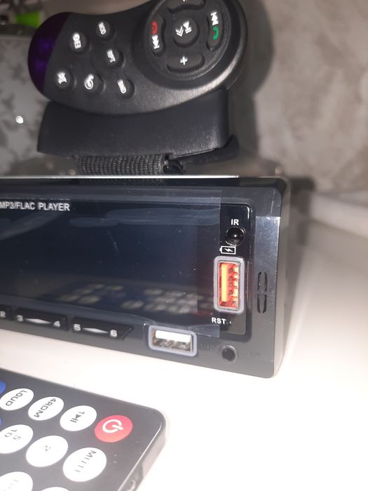 Radio casetofon auto wireless mp3 cu Bluetooth și Comandă volan