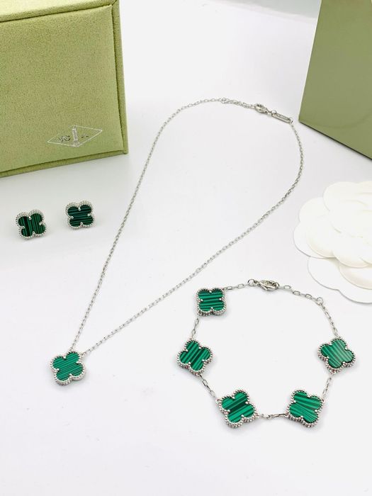 Часы MK, браслет van cleef
