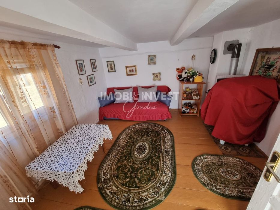 Exclusivitate! Casa in Avram Iancu cu teren de 26.621 mp, 4 camere