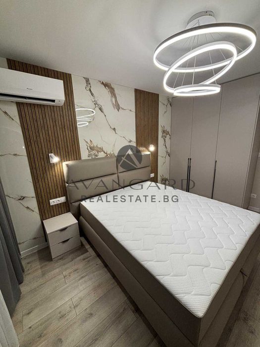 Продава се Четиристаен апартамент в Пловдив, Тракия - 106 кв.м за 1083 €/кв.м - Снимка #2