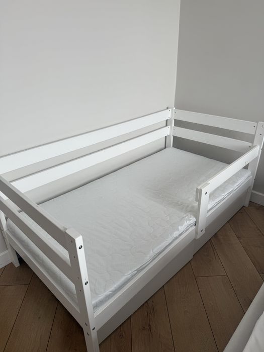 Детская кроватка 160 на 80