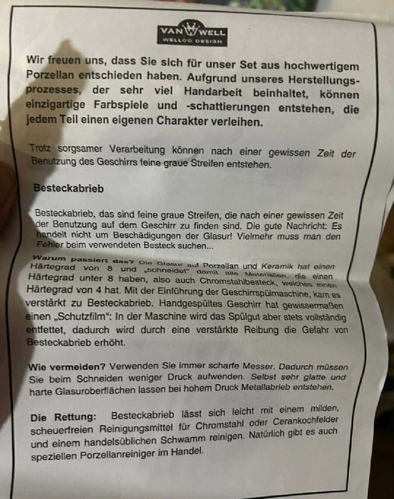 Нови Чаши и чинии