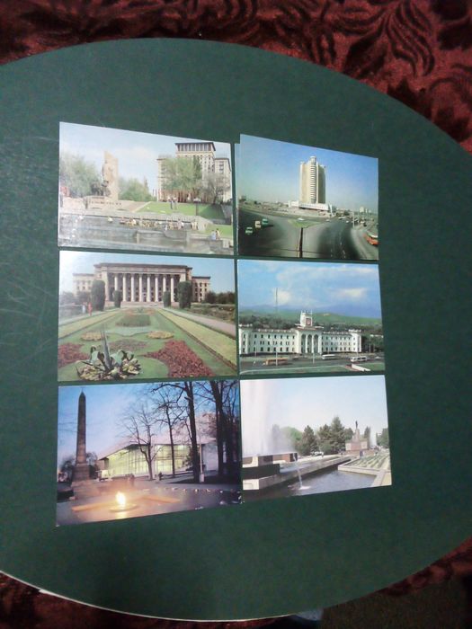 За колекционери! Запазени руски картички на градски забележителности!