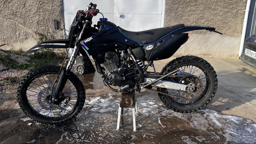 Срочно продам эндуро 300куб