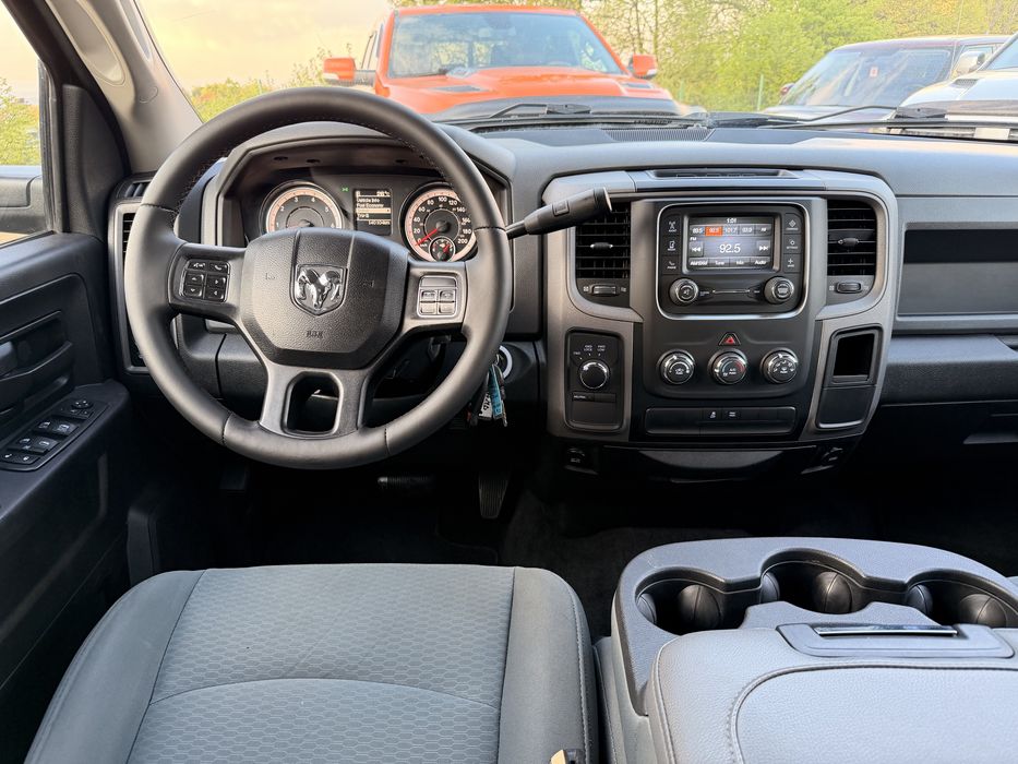 Dodge Ram 5.7 Hemi an 2017 Autoutilitara 4 X 4 Inmatriculat RO