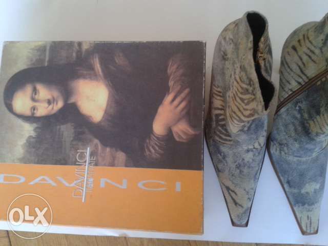 Уникални дамски боти