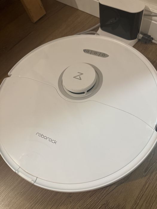 Aspirator robot Roborock s8 in garantie pana in 26.03.2028