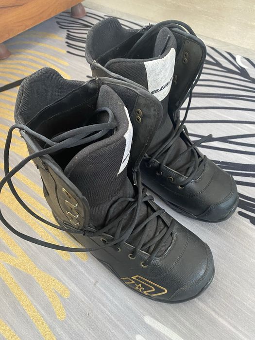 Ботинки для сноуборда