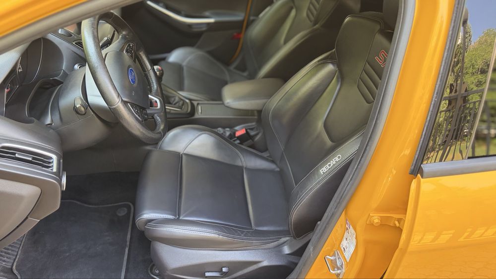 Продавам Ford Focus ST