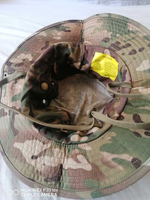 Camuflaj pălărie
