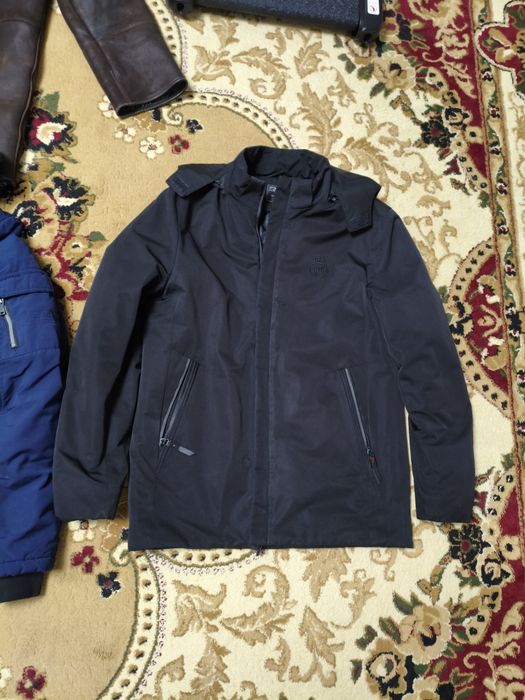 Продам мужские куртки