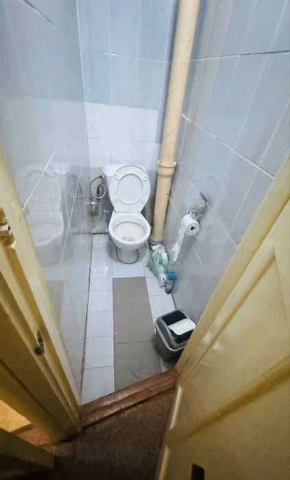 3 xonali uyga 1ta oDam kerak , 1 ta xonaga 2 kishi turadi , yunusobod
