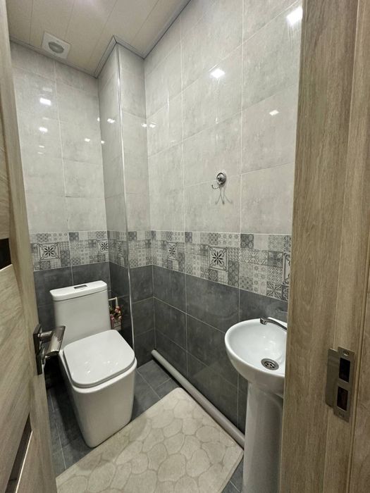 Продается 4 комнатная квартира Кунаева гостиница Россия