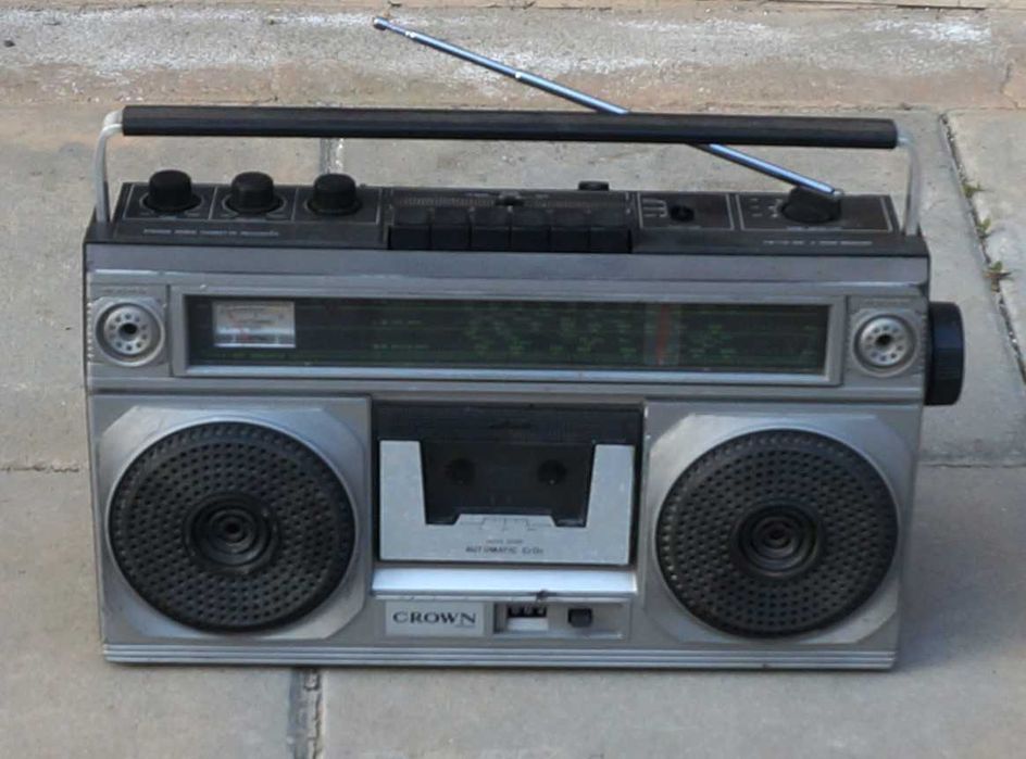 Сервизирани радиокасетофони,в отлично състояние