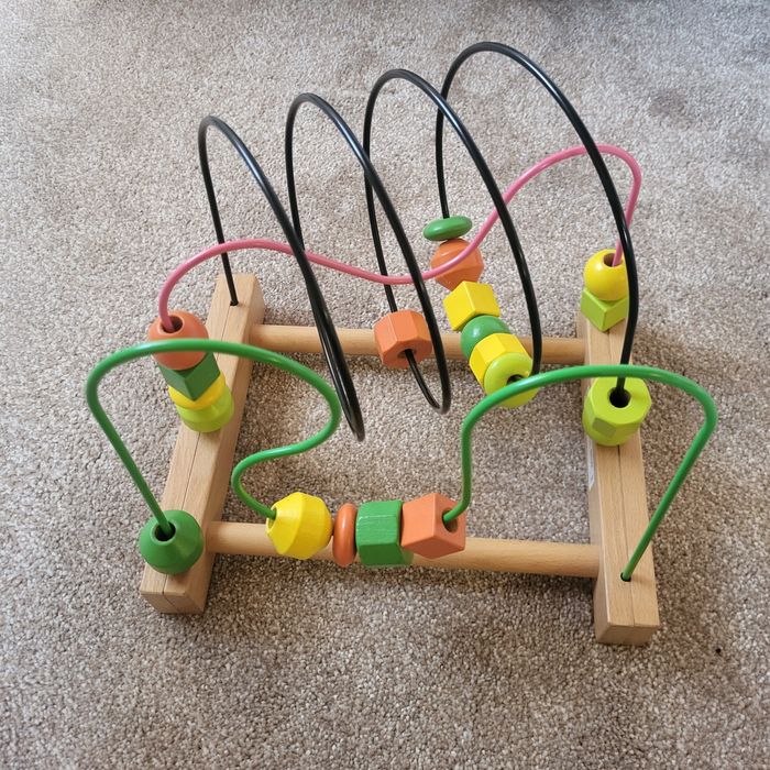 Дървени играчки и пъзели