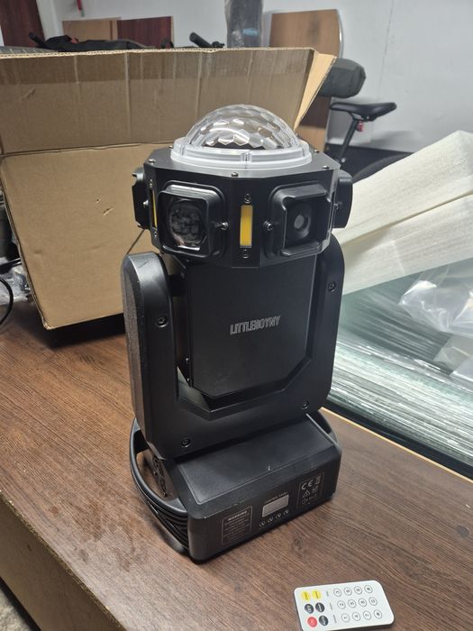 Proiector de scena lumini led