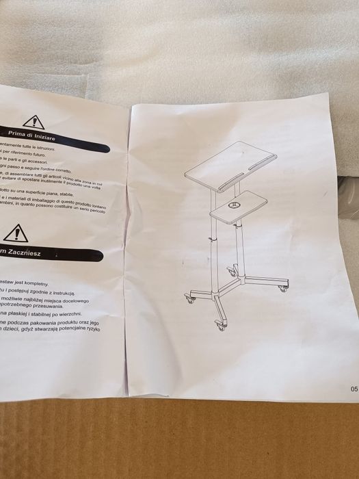 Masa reglabila pe înălțime pentru laptop,  proiector, birou mobil