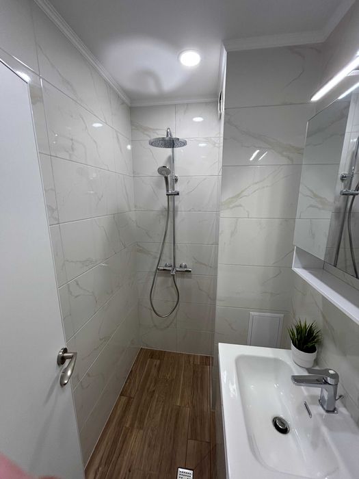 Продава се Четиристаен апартамент в Велико Търново, Колю Фичето - 91 кв.м за 1891 €/кв.м - Снимка #12