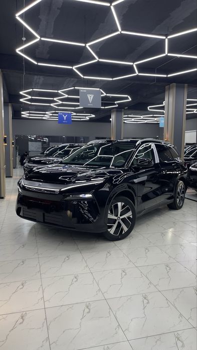 BYD Tang L full 2wd Avtasalonda + Garantiya !!!
