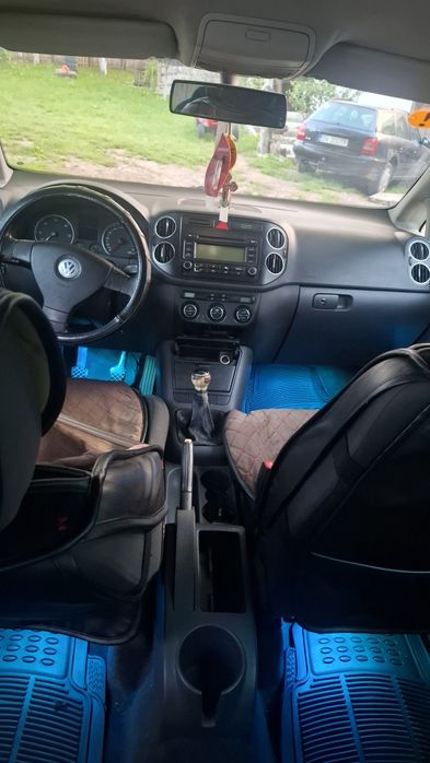 Vând golf 5 plus
