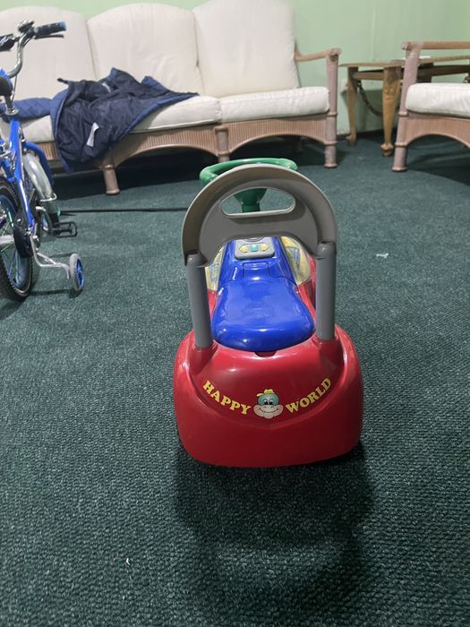 Детская машинка