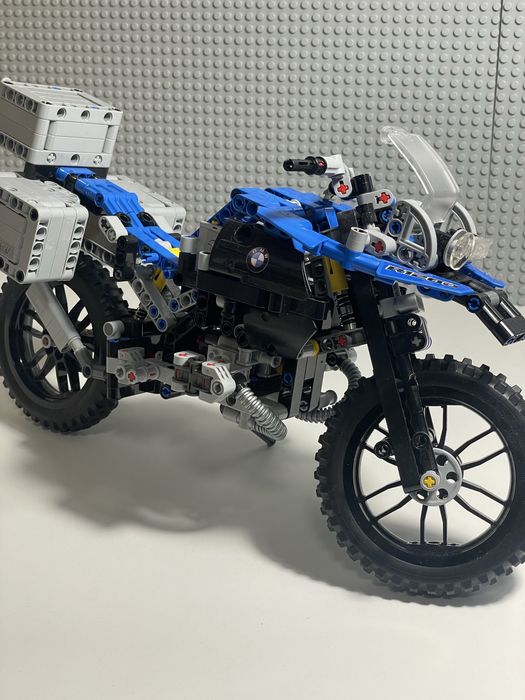 LEGO Technic 42061 BMW