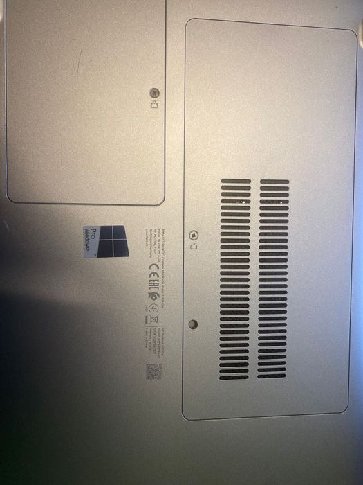 Vând laptop HP 430 G4 foarte bun preț 700 lei negociabil