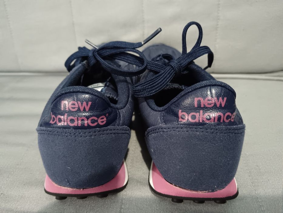 Adidasi new balance 35