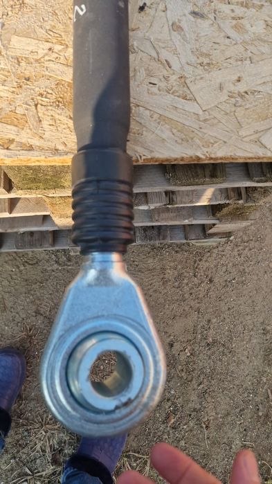 Tirant stabilizator vertical tenson tractor claas massey ferguson valt