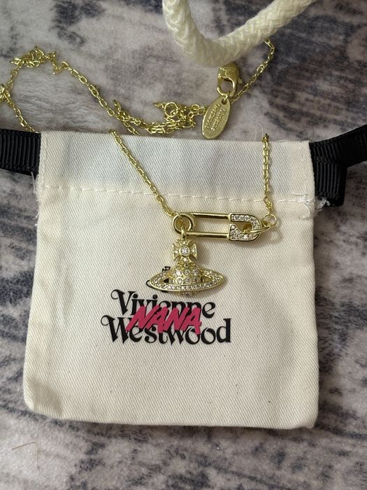 Vivienne Westwood Nana Neckles