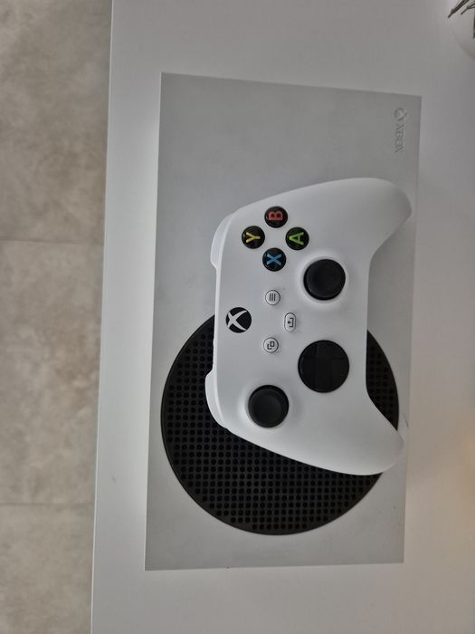 Xbox series S + controller