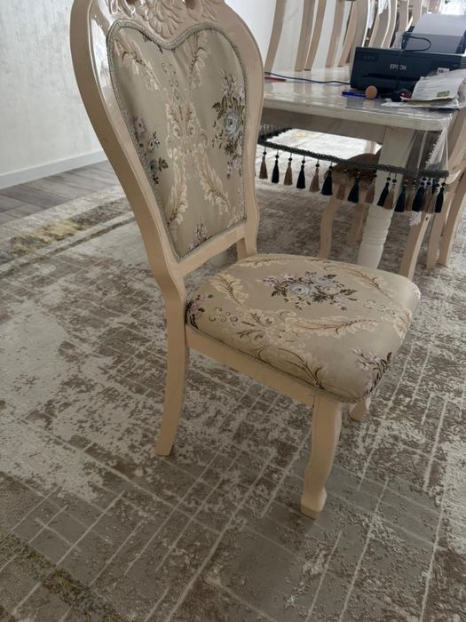 Продается стулья