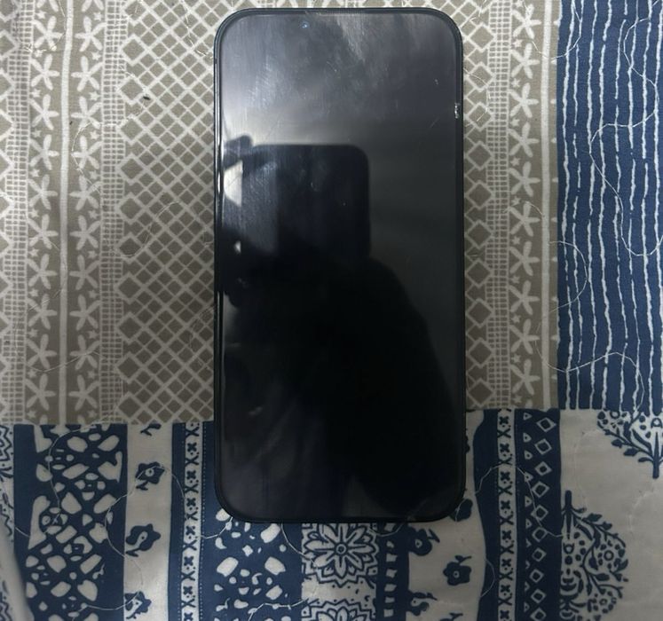 Продается iPhone 13
