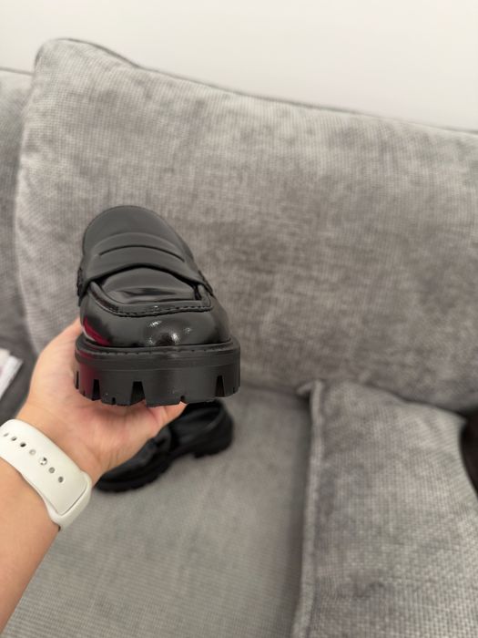 Лоферы лакированные от Massomo Dutti