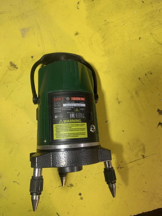Лазерный уровень DWT LLC03-30