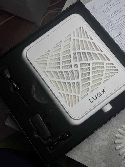 Вытяжка/ пылесос для маникюра