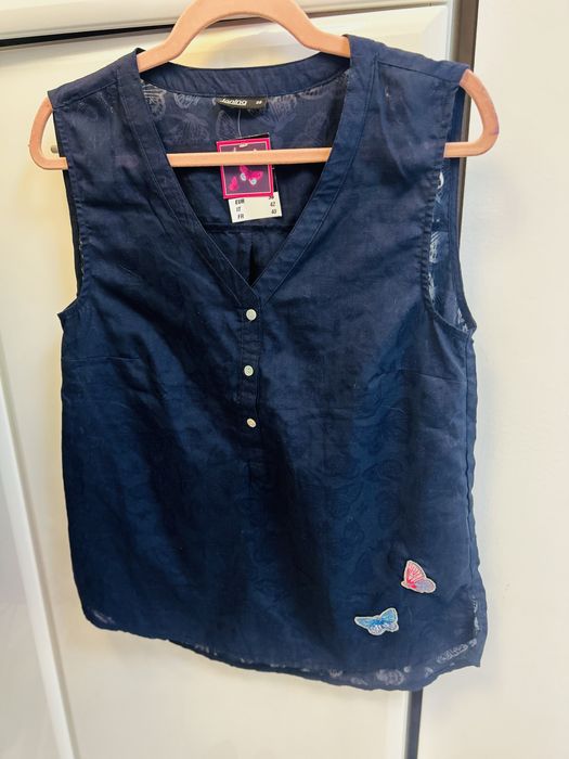 Bluza de dama lejera, fara maneci, M/38