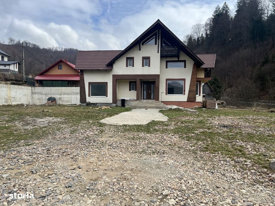Atentie,Oferta De Neratat!!! Proprietate Aproape De Pârtia De Schi