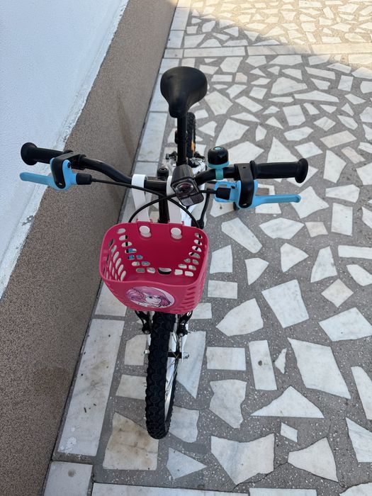 Titlu OLX  B’TWIN Inuit 100 16” – Bicicletă copii + roți ajutătoare + coș