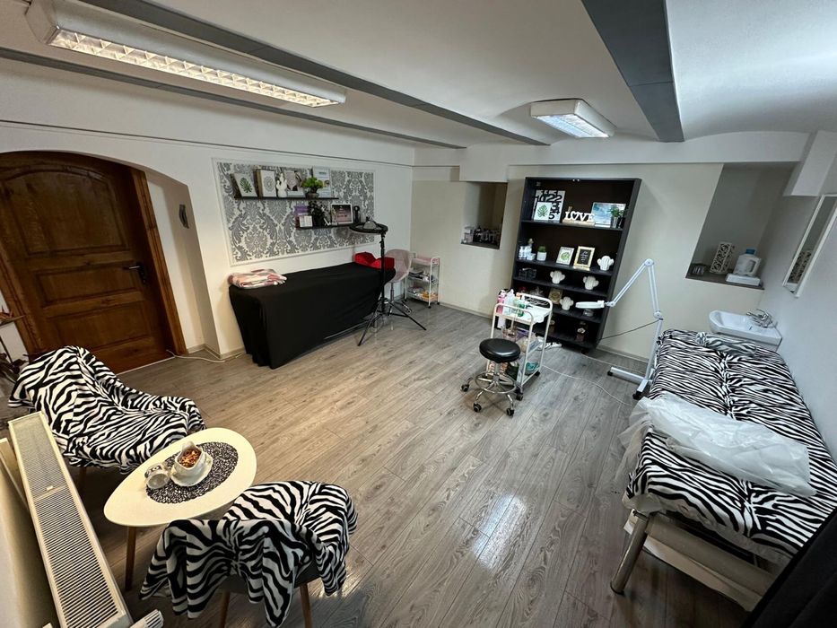 Afacere de vânzare : Salon înfrumusețare  Piața Unirii Timișoara