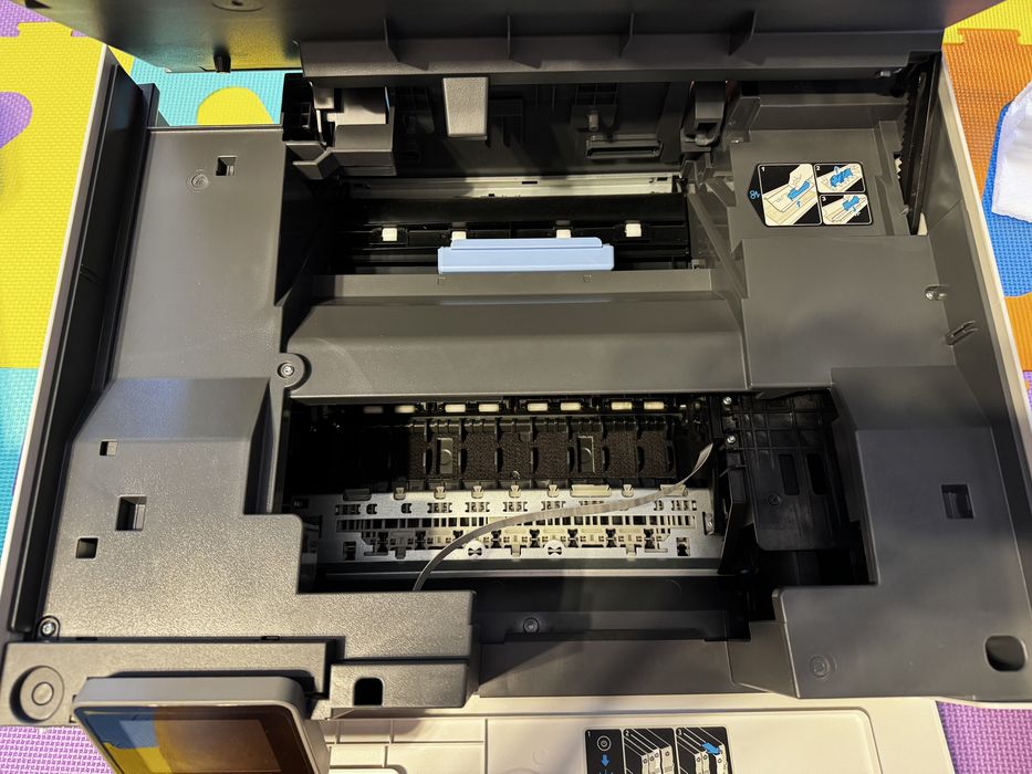 HP OfficeJet Pro 9010 – aproape nouă + cartușe originale noi sigilate + cutie completă