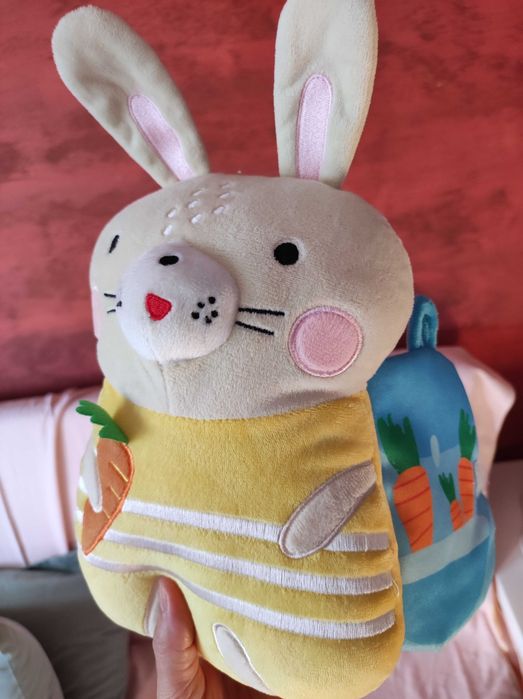 Отлично зайчето играчка-книжка на ФЮТ само за 10 лв.