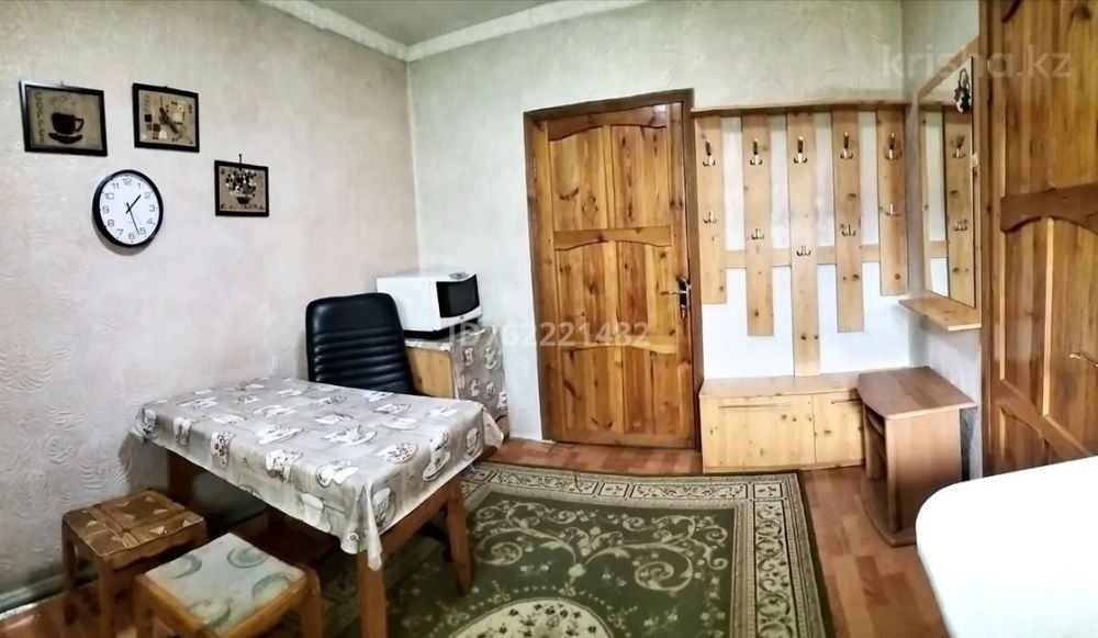 Сдаёт дом в аренду